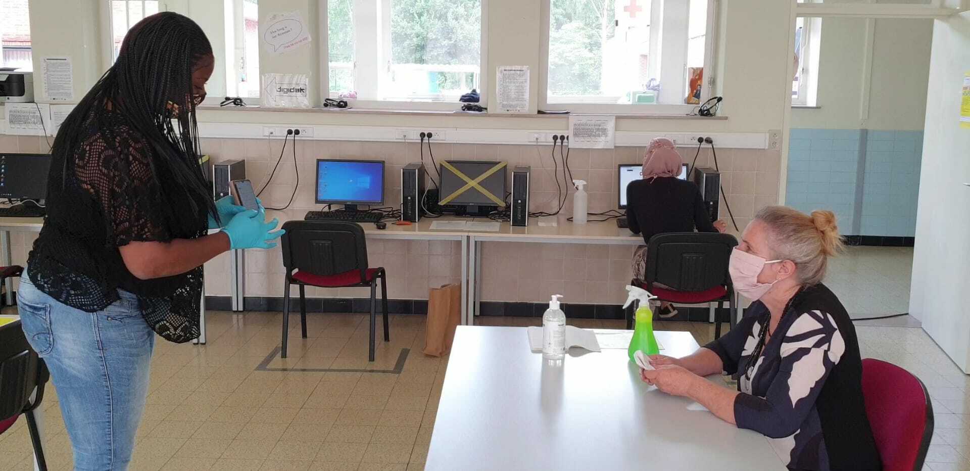 Digidak Coronaproof smartphone